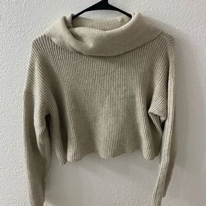 Cropped sweater shirt